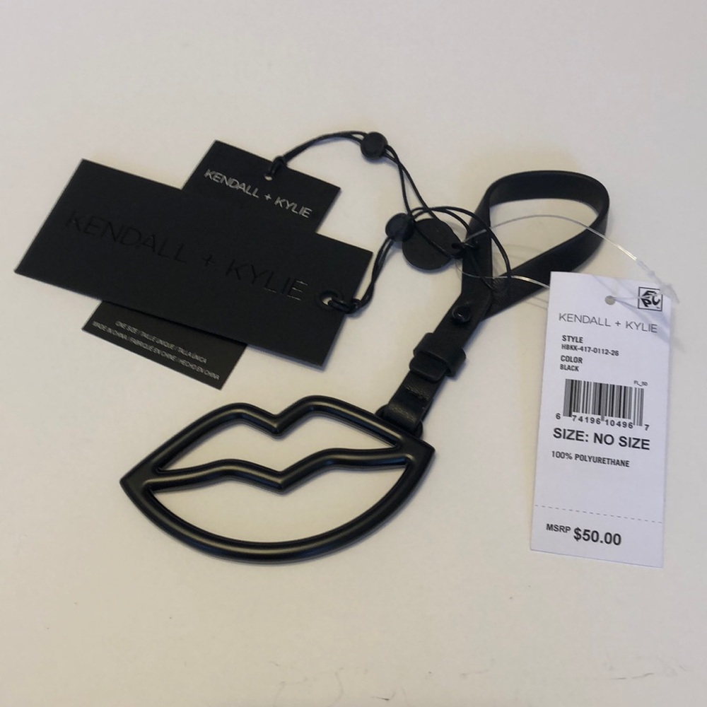 Kendall and Kylie black metal lip purse accessory